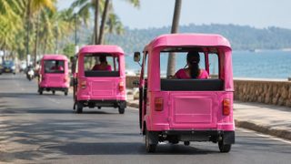 Pink Rickshaw in Goa: Women Drivers Get Self-Employment Route