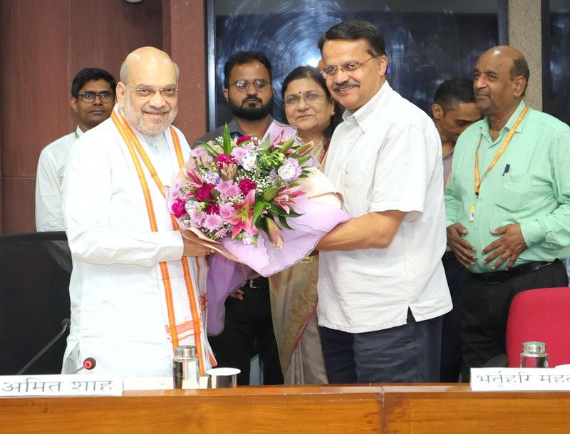 Amit Shah, Rekha Gupta review Delhi security before November 1 rally