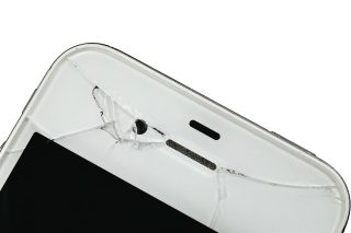 Apple will replace iPhone Duo units with inner-screen problems, it says