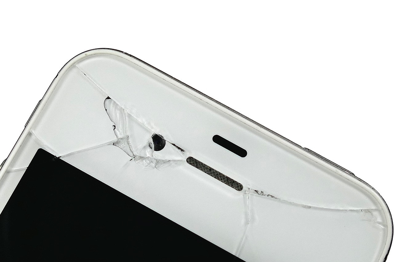 Representative image: smartphone with cracked screen