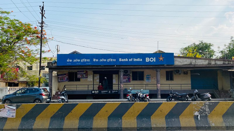 Bank of India's September-quarter earnings jump 25% as loan book grows 21%