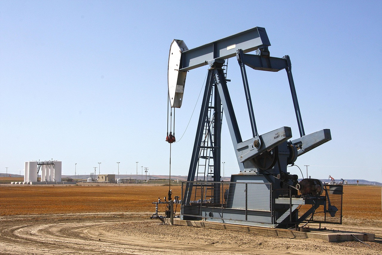 Representative image: oil pumpjack oil field