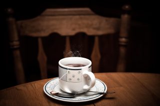 Daily tea drinking linked to 11% lower vascular disease risk, study finds