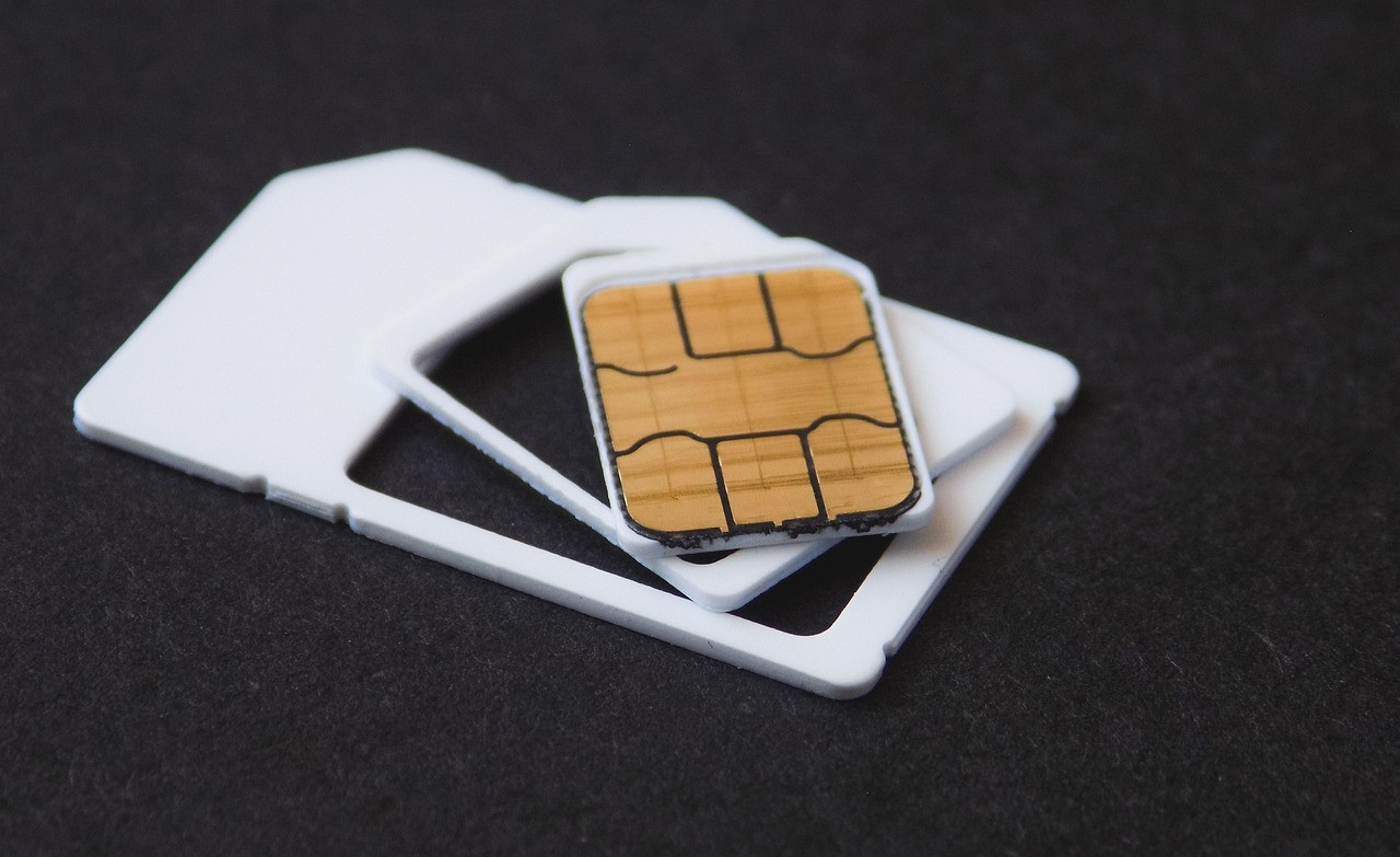 Representative image: sim card and smartphone