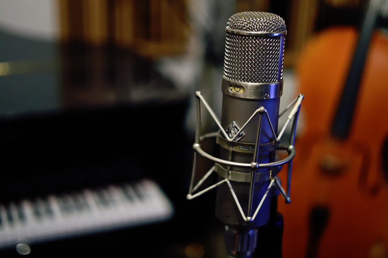 Representative image: vintage microphone