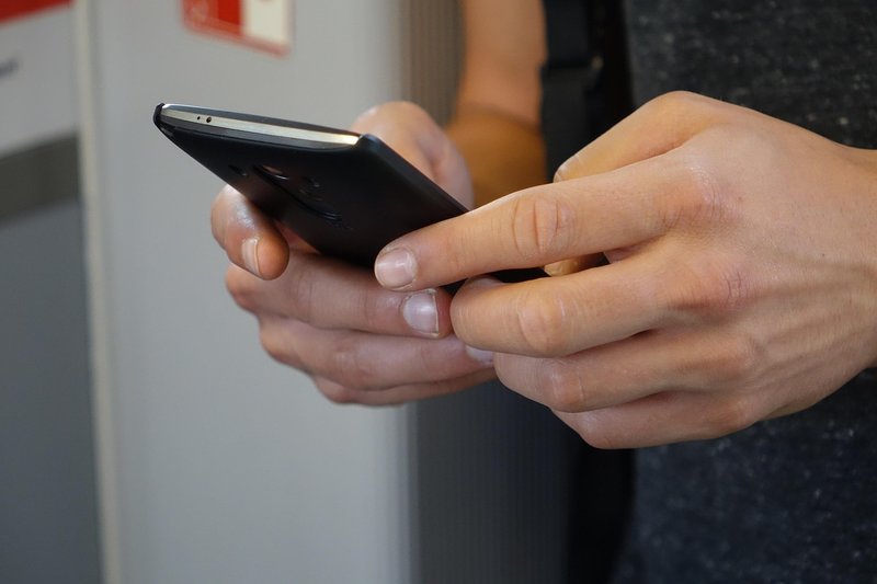 Ghanaian twins, Hawaii woman plead guilty in $9 million romance scam