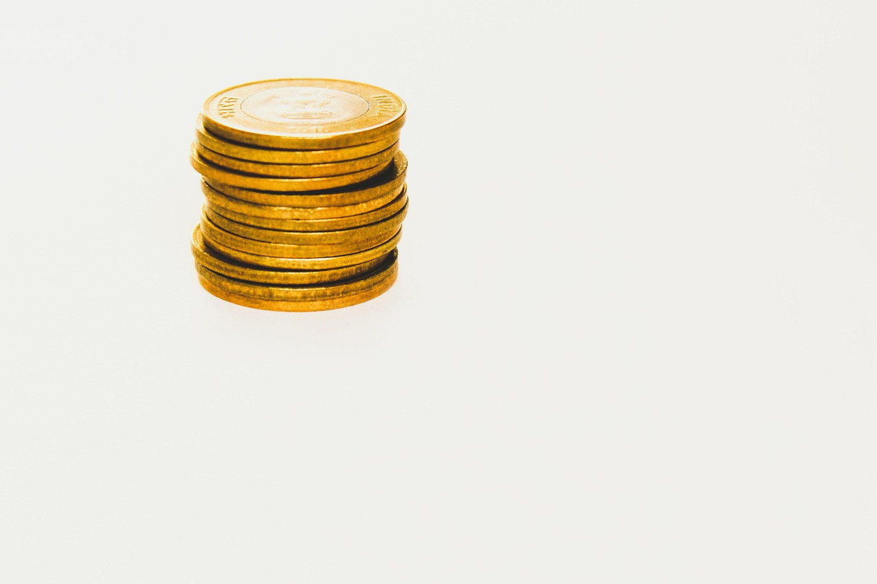 Representative image: rupee notes and calculator