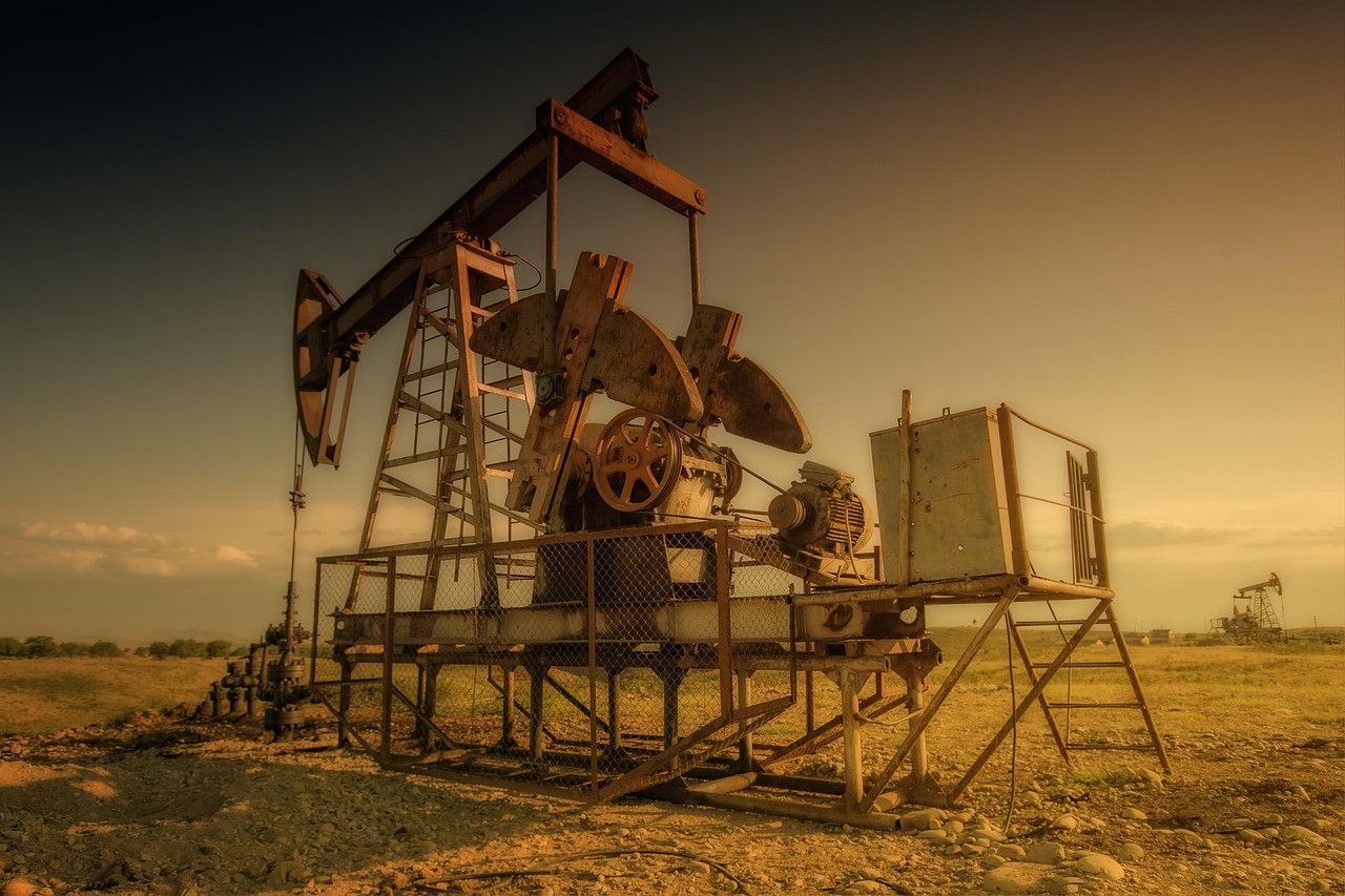Representative image: oil refinery at dusk