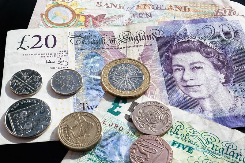 IMF tells UK to trim pensions and welfare, not lean on bank tax, before Oct 28 budget