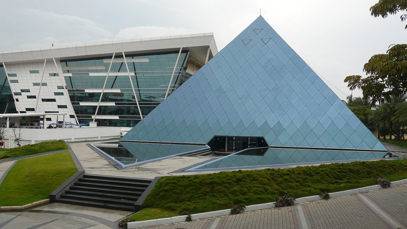 Infosys widens Truist deal to run US bank's Hyderabad tech centre
