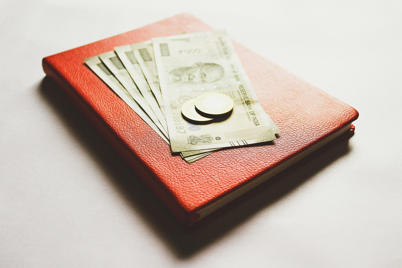 Representative image: rupee notes calculator