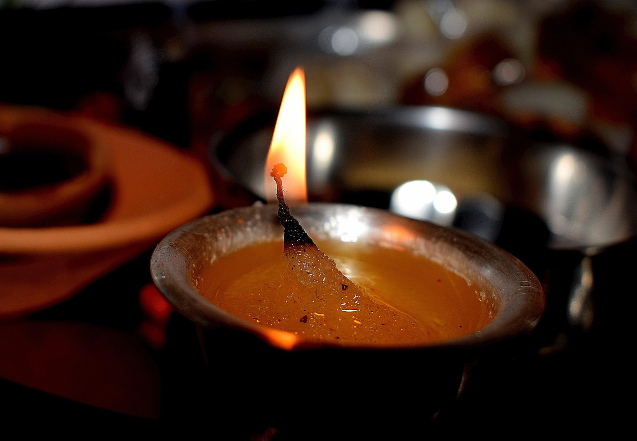Representative image: clay oil lamp