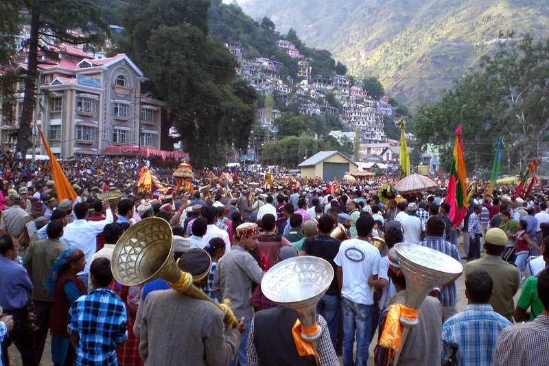 Kullu Dussehra 2026: 300 deities, troupes from 24 nations, Oct 21-27