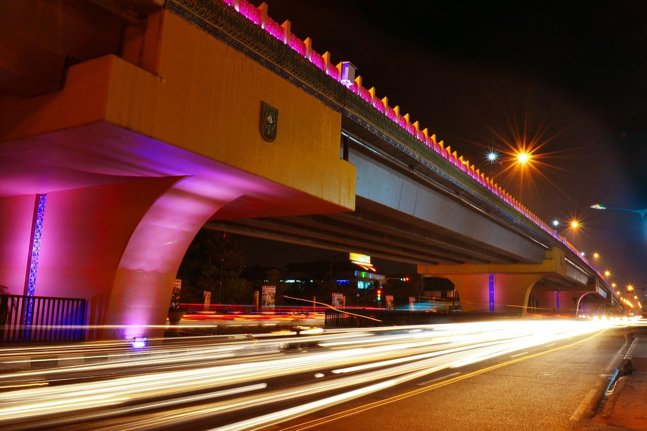 Representative image: city flyover traffic