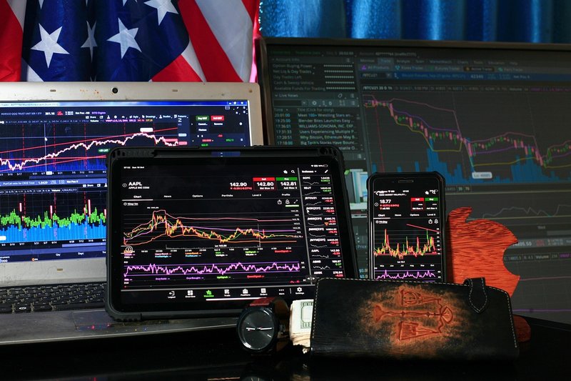 Nasdaq rises 1.1% as chip stocks rebound; Indian markets shut for Dussehra