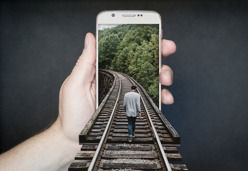 Representative image: shopkeeper smartphone payment