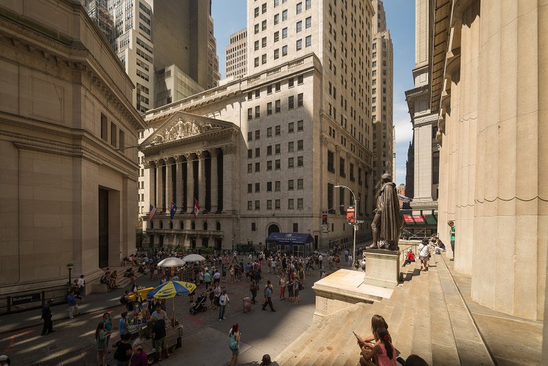 NYSE starts early and late options trading, plans 23-hour sessions in December