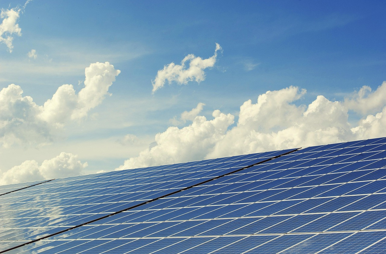 Representative image: solar panels and home battery