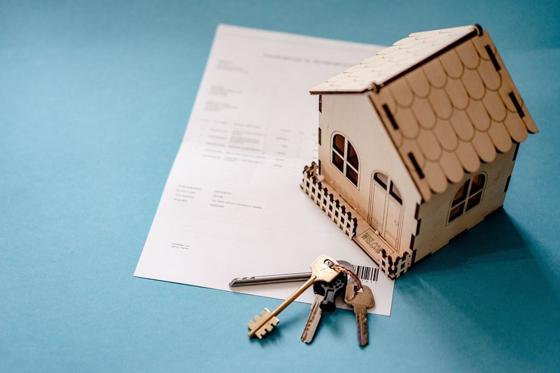 Representative image: house keys and pound coins