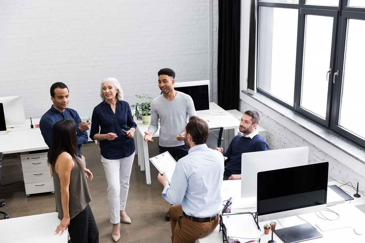 Representative image: startup team meeting office