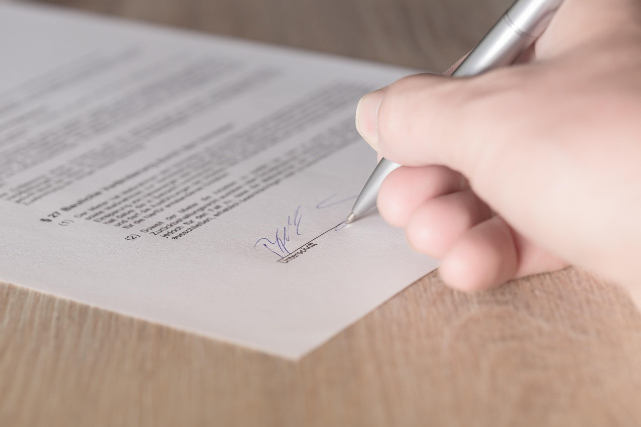 Representative image: application form pen