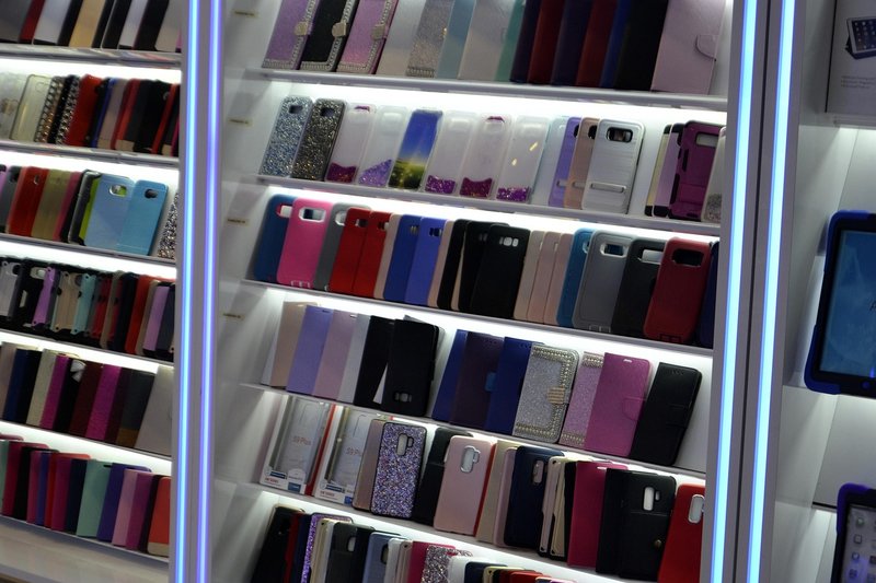 Vivo X Fold6 goes on sale in India at Rs 2,19,999, Rs 70,000 above X Fold5