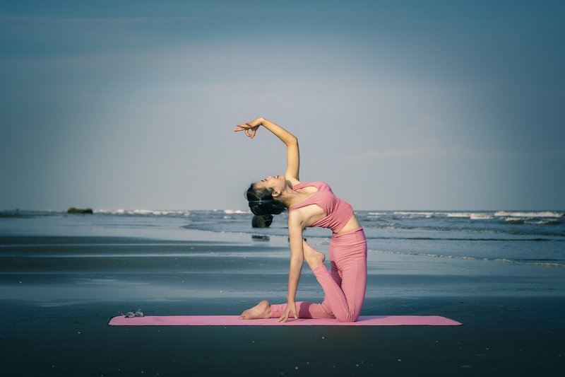 Yoga before obesity surgery linked to lower stress hormone in small Italian study