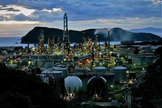 Zelensky ends energy truce, says Ukraine will hit Russian refineries again